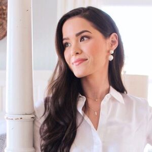 Chic Pearl Drop Earrings